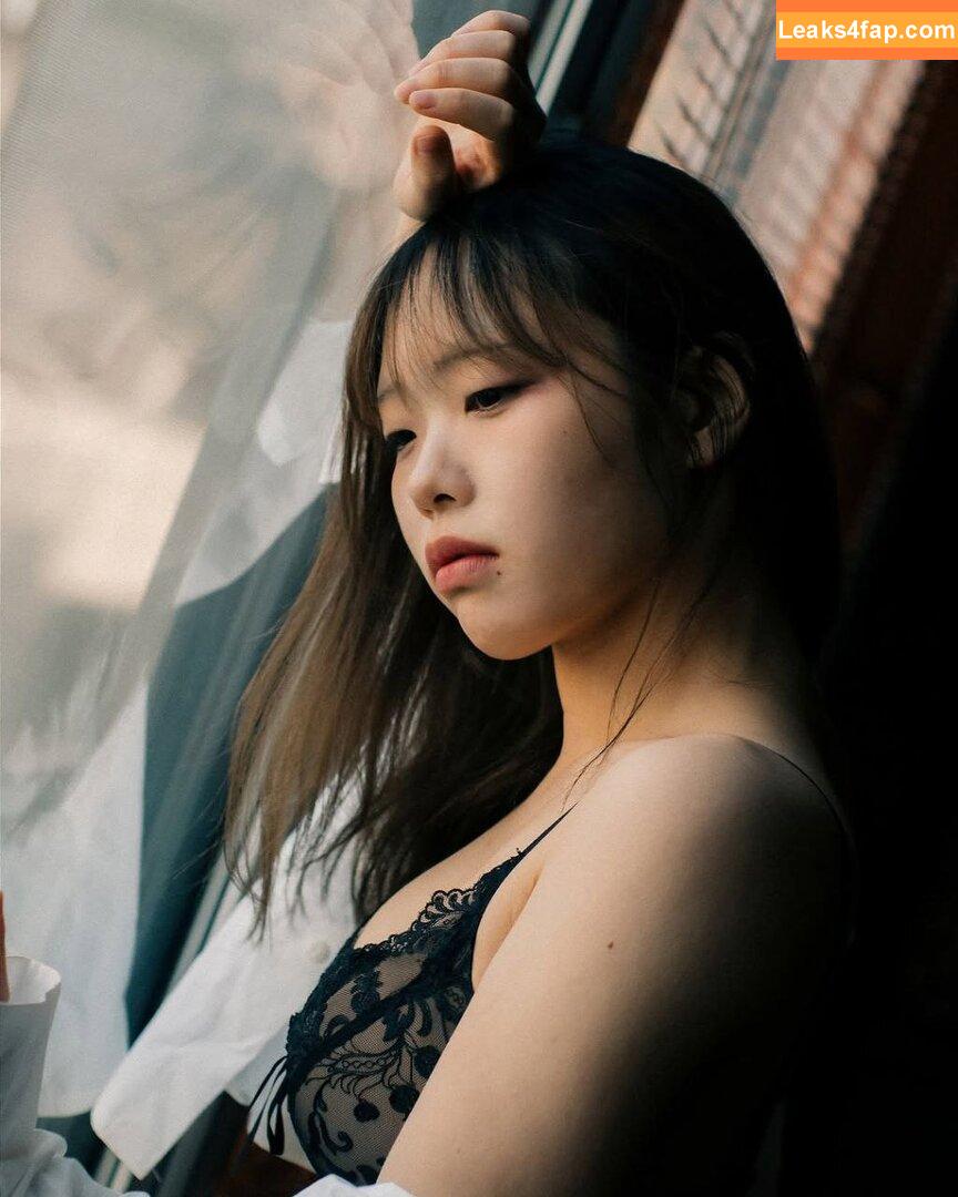 0.0_yulmu / 율무 leaked photo photo #0026
