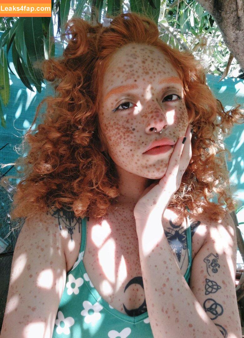 0800kolito / colito.uwu / jovenkolito / redheadblackandwhite leaked photo photo #0001