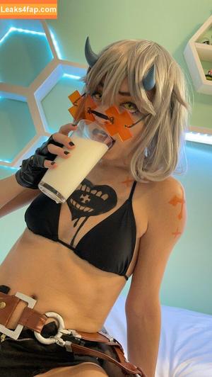 2D_sins photo #0018