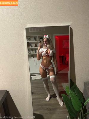 abigailwhhite photo #0022