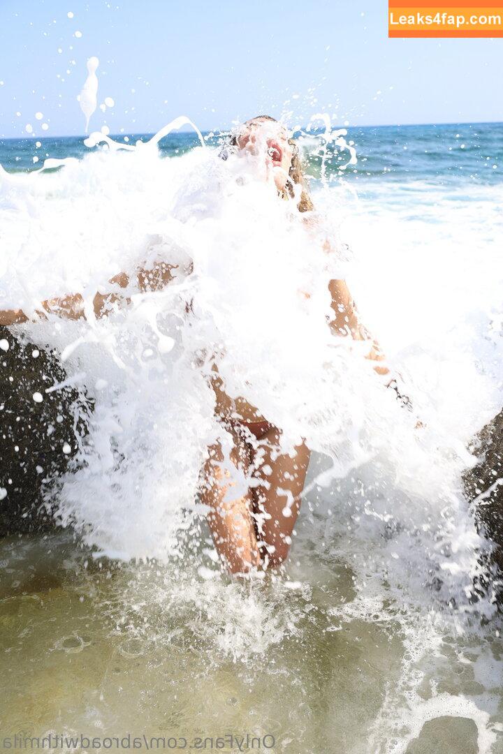 abroadwithmila / mila_travels_blog leaked photo photo #0071