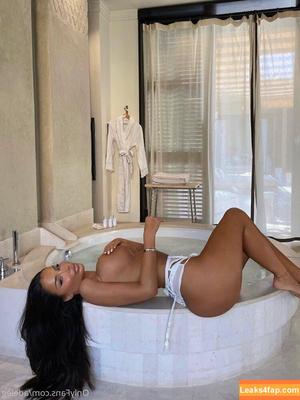 Adele Grisoni photo #0042