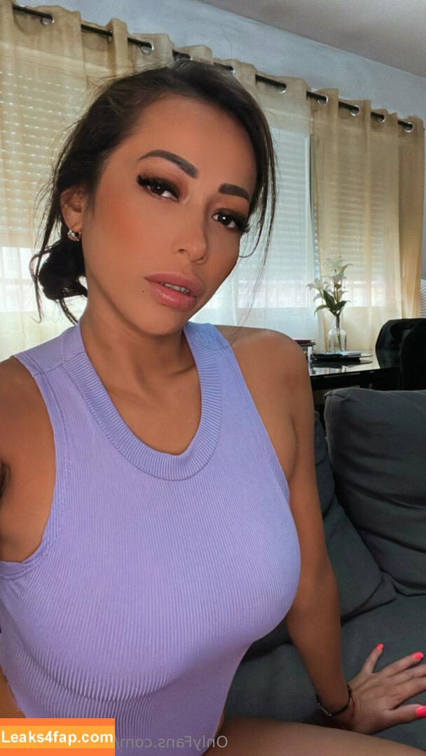Adriana Meran / Adrianameran / _adrianameran_ / https: leaked photo photo #0010