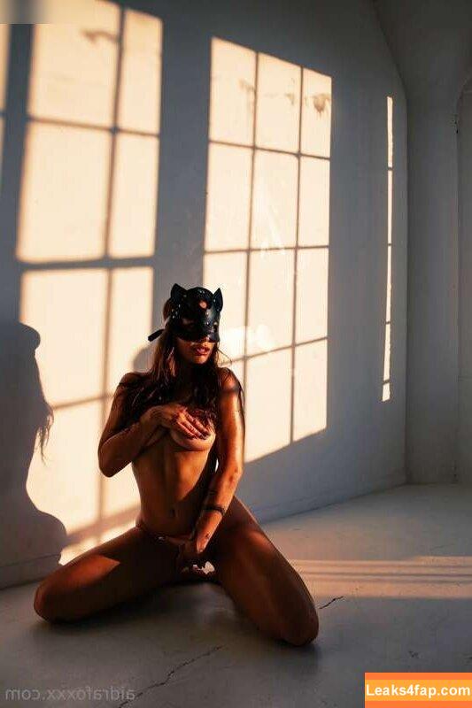 Aidra Fox / aidra.fox / foxyandthebeast / xAIDRAFOXx leaked photo photo #0353