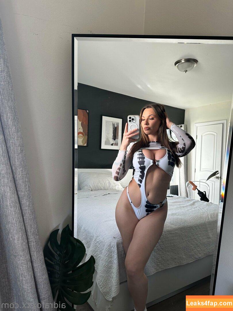Aidra Fox / aidra.fox / foxyandthebeast / xAIDRAFOXx leaked photo photo #0845