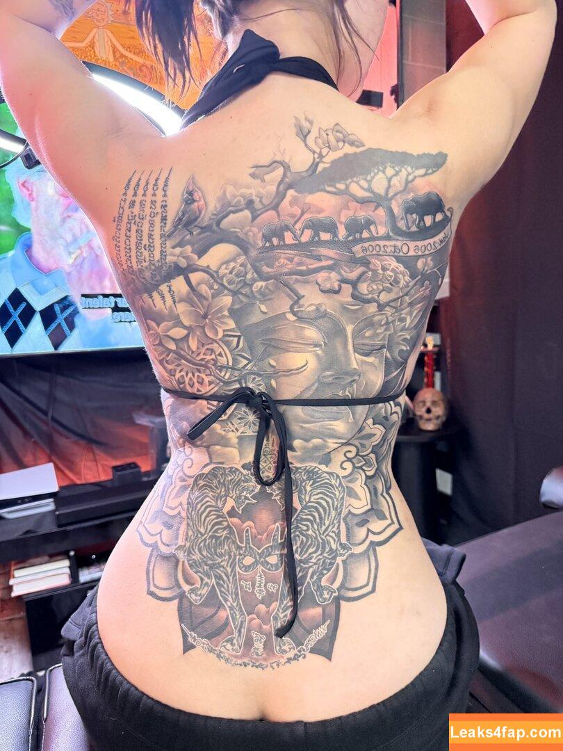 Aidra Fox / aidrafoxlive / foxyandthebeast / freeaidrafox / xAIDRAFOXx leaked photo photo #0894
