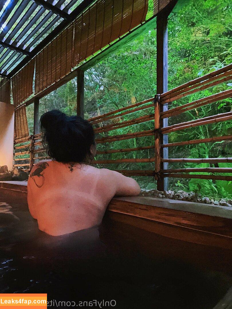 Akidearest / cutelilkitten leaked photo photo #0240
