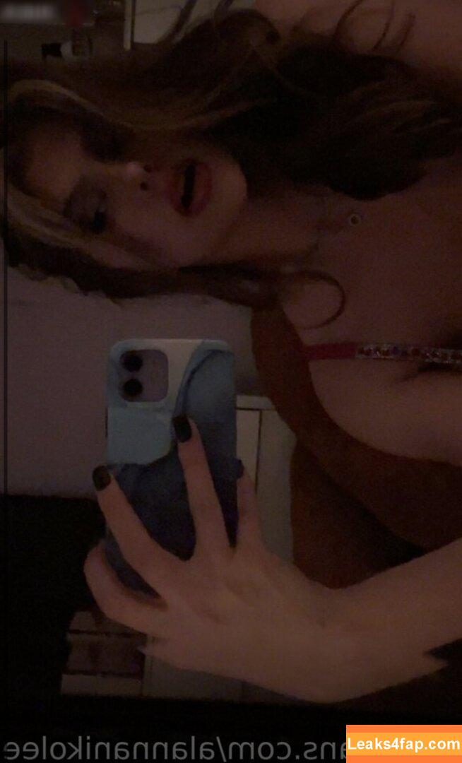alannanikolee / Alanna Nikole / _alannanikole / chloebaldwin... leaked photo photo #0108