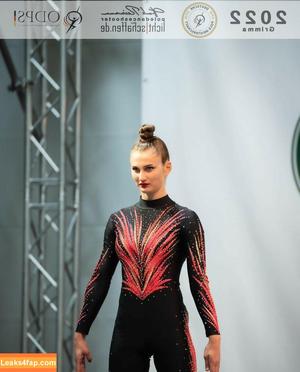 Aleksandra Kobzar photo #0001