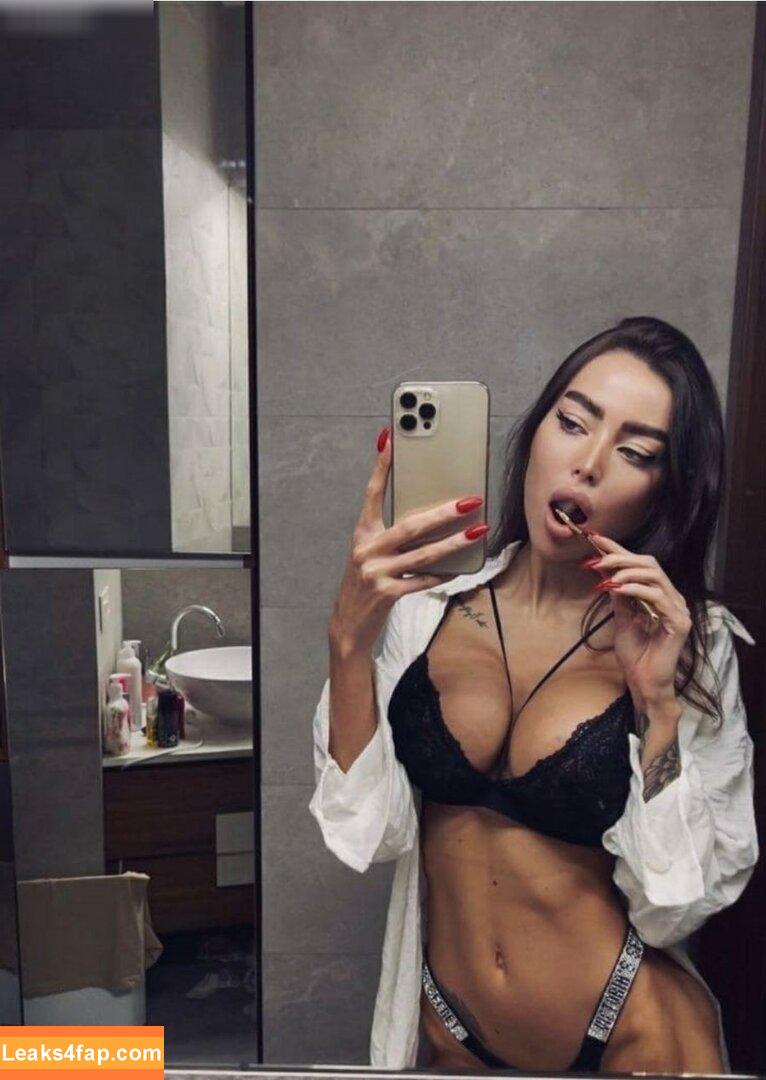 Alena Omovych / alena_omovych / alenaomovich слитое фото фото #0349