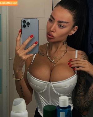 Alena Omovych photo #0037