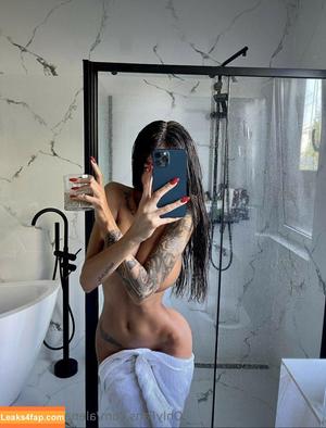 Alena Omovych photo #0649