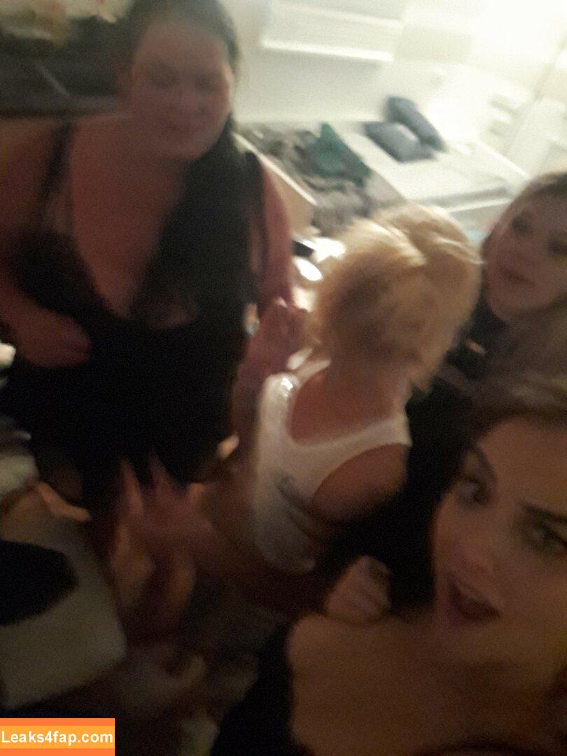 Alessa Savage / alessa_savage leaked photo photo #0009