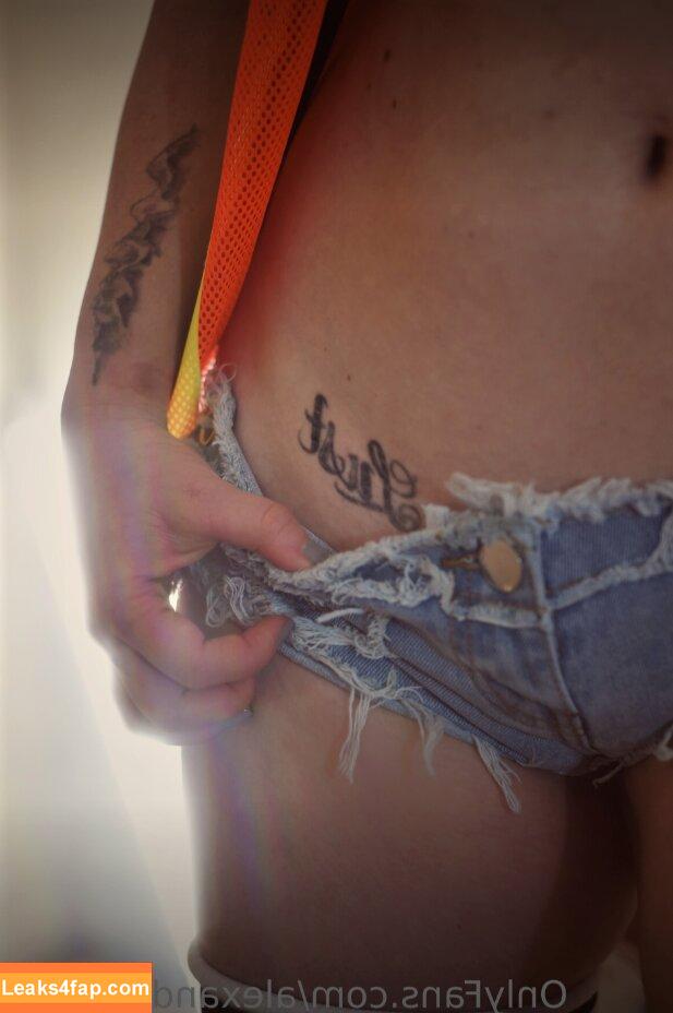 alexandramhunt /  leaked photo photo #0017