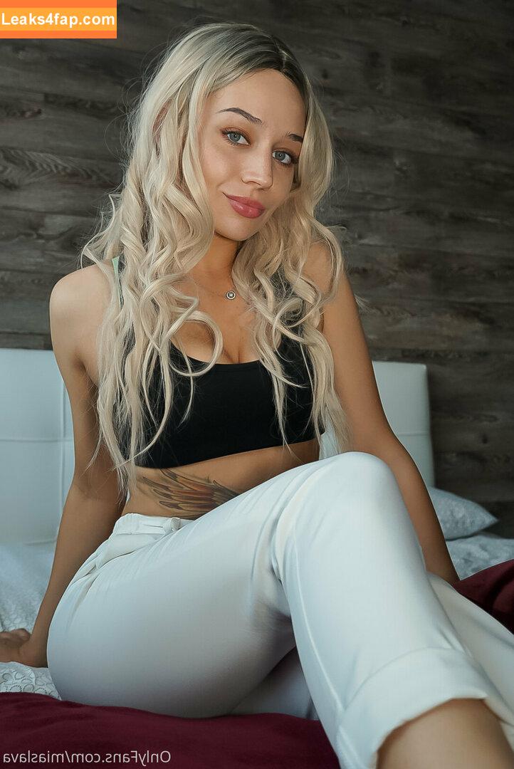 Alice Redlips / Ema Novak / aliceredlips / emanovak leaked photo photo #0001