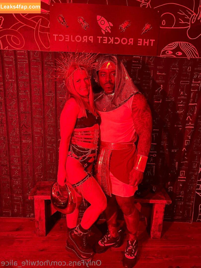 AliceinQOSland / Alice In Wonderland / aliceinwonderlandlc / hotwife_alice leaked photo photo #0139