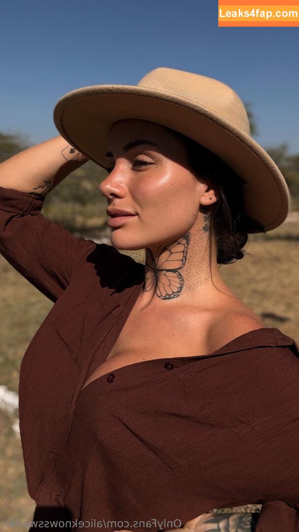 aliceknowssweden / alicelovisan leaked photo photo #0009