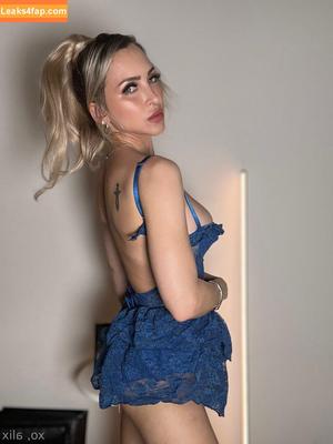 alixlynx photo #0171