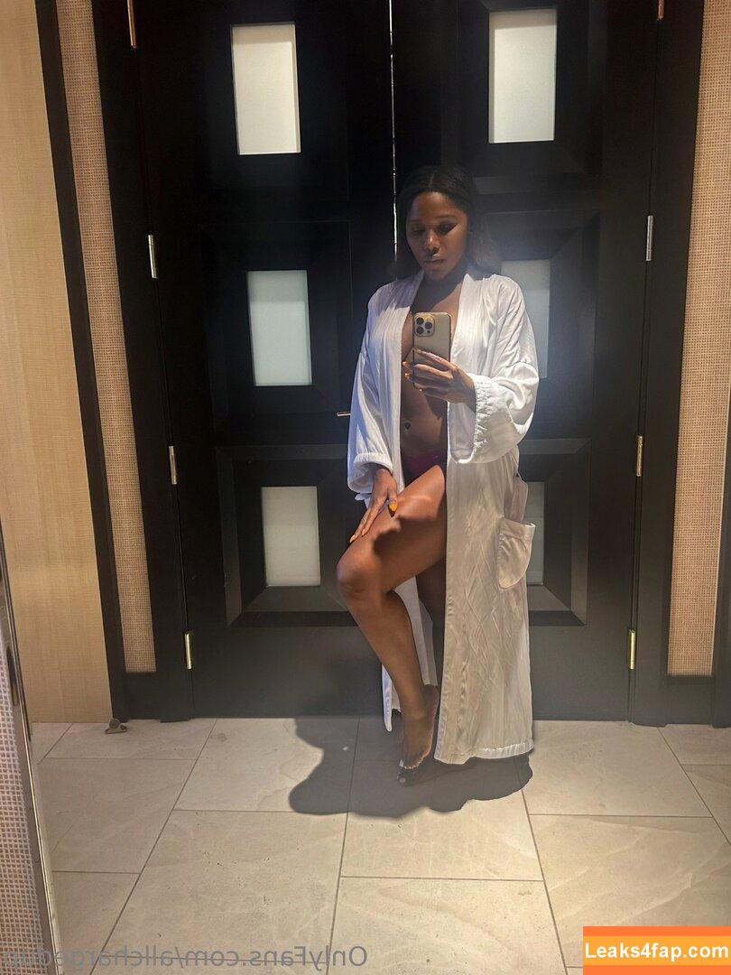 Allchargedup / Ashley Christen / sashafoxyy / toned_ash leaked photo photo #0116