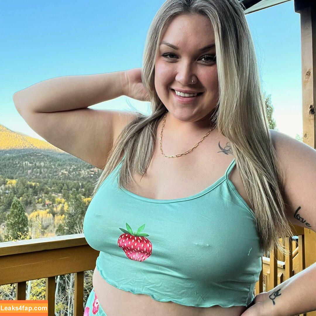 allieluna90 / theallieluna leaked photo photo #0007