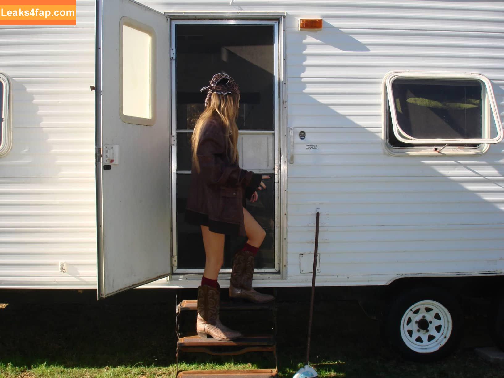 Aly Jade / aly_jade / alyjofficial leaked photo photo #0051