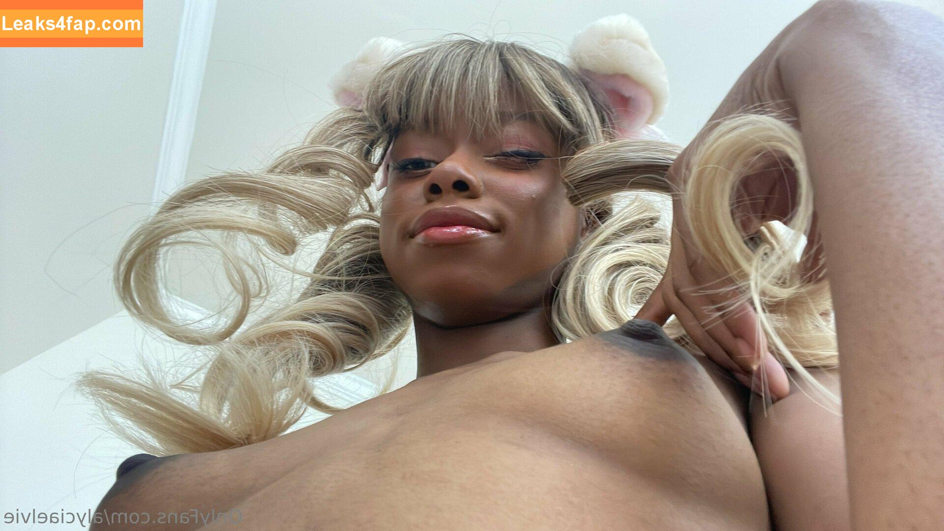 alyciaelvie / puppygirlnpc слитое фото фото #0012