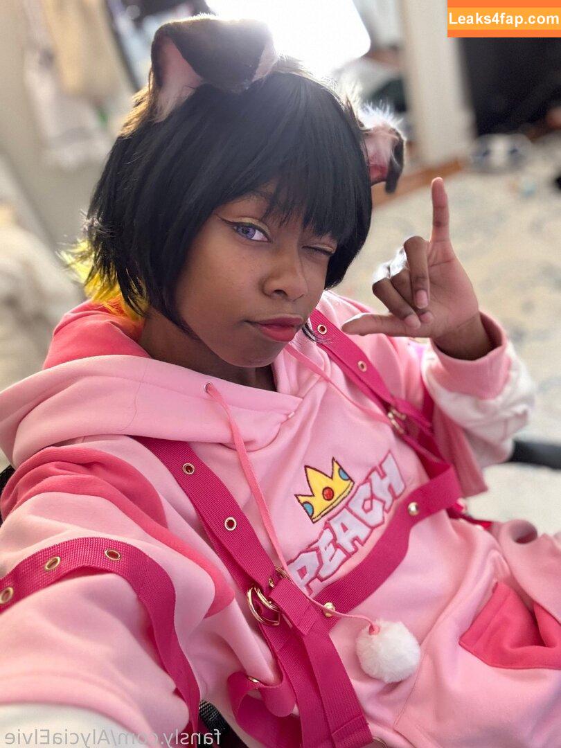 alyciaelvie / puppygirlnpc leaked photo photo #0185