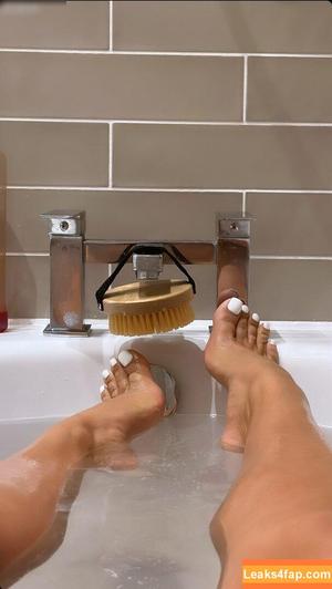 Amber Chuter Rose/ footprincessx2 photo #0002