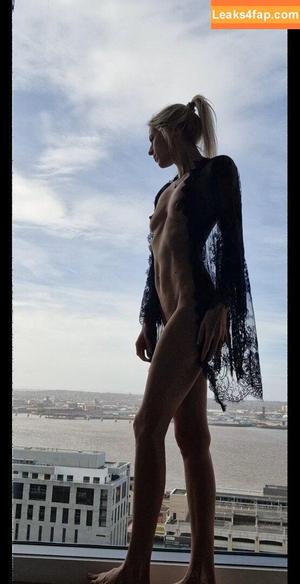 Amber Riivers photo #0007