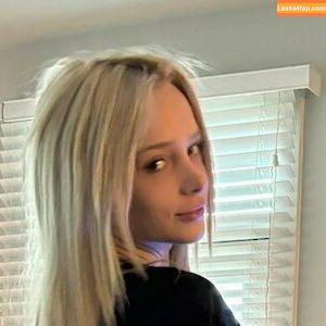 Ambermooody photo #0005