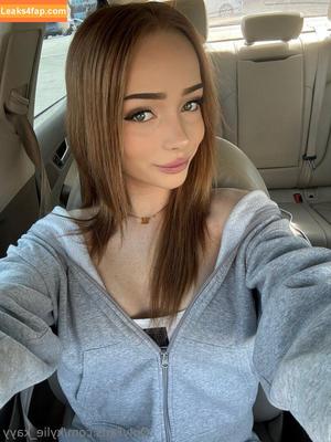 Ambermooody photo #0014