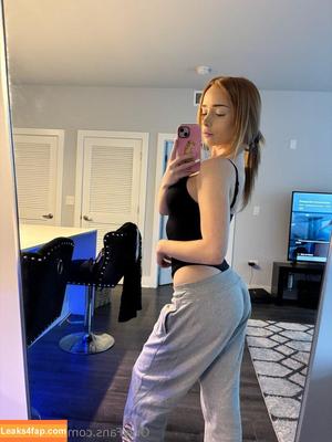 Ambermooody photo #0015