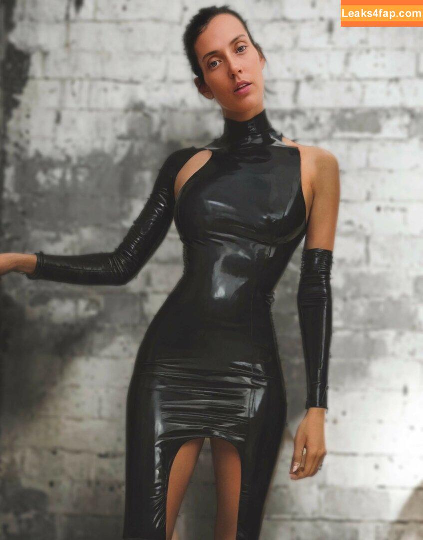 Amelia Grace / Notmillygrace / amelia_gracexxx / ameliagabs / millygrace / mmillygrace leaked photo photo #0094
