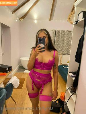 amiraxevans photo #0005