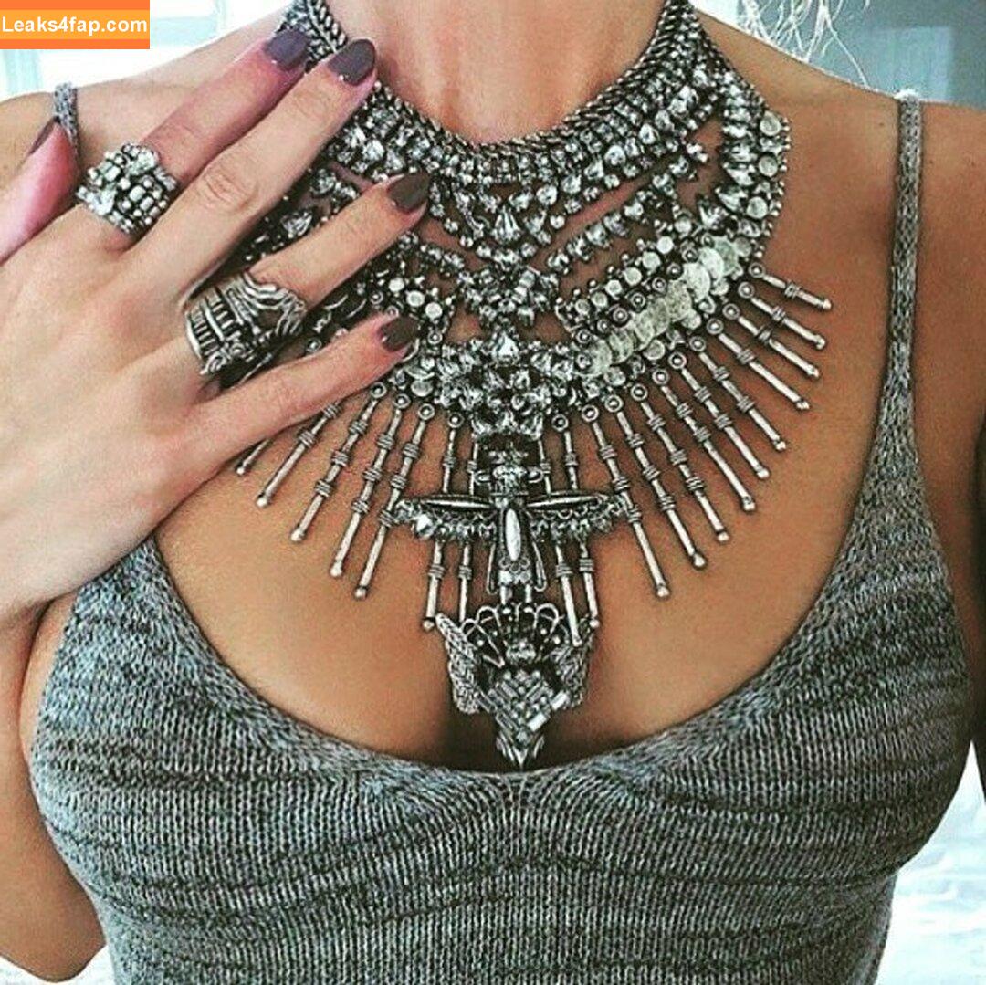 Andreane Chamberland / AndreaneC leaked photo photo #0041