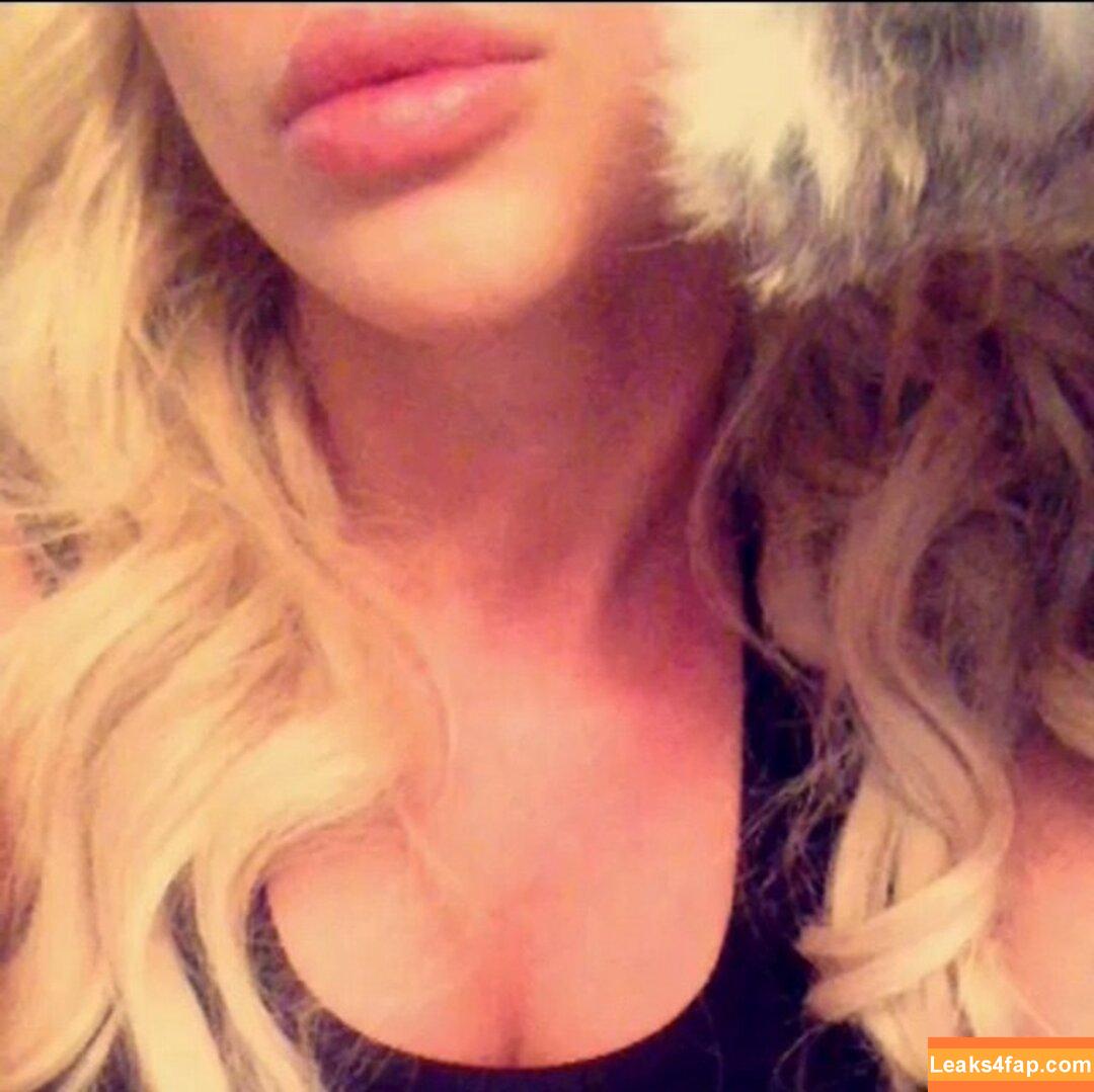 Andreane Chamberland / AndreaneC leaked photo photo #0045