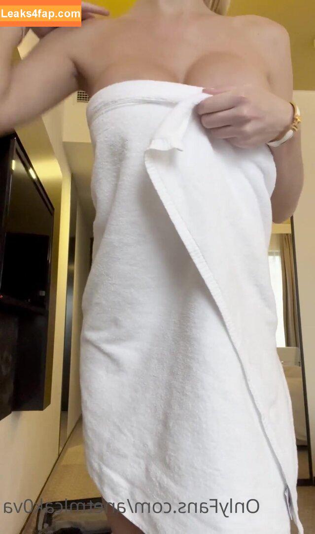 anetmlcak0va /  leaked photo photo #0012
