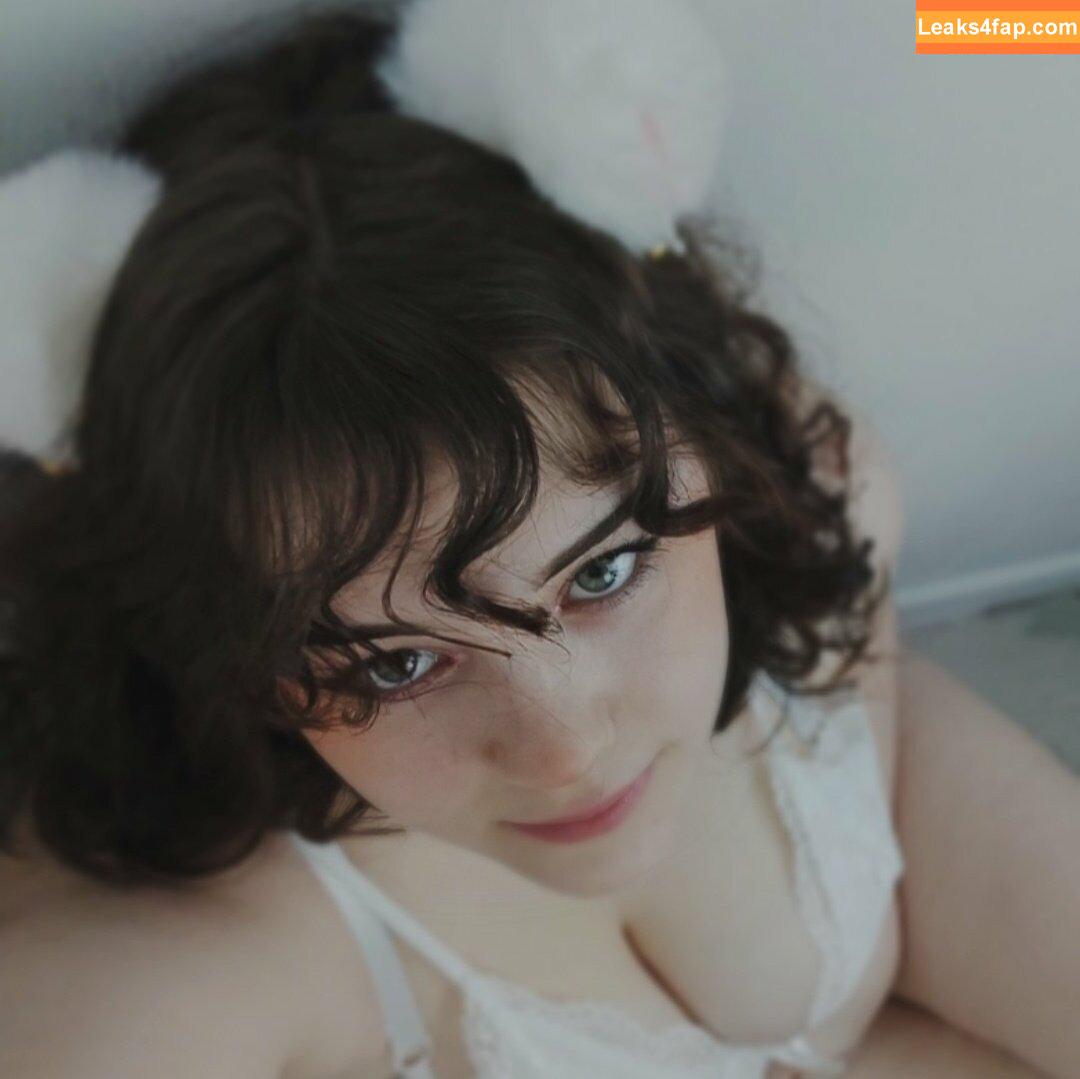 Ange ASMR / angeasmr leaked photo photo #0002