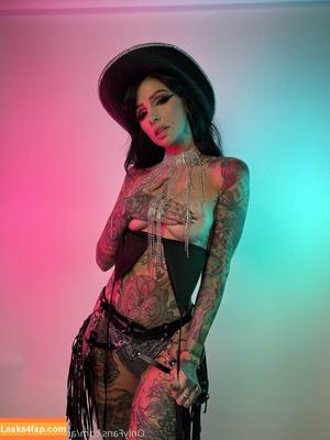 Angela Mazzanti photo #0023