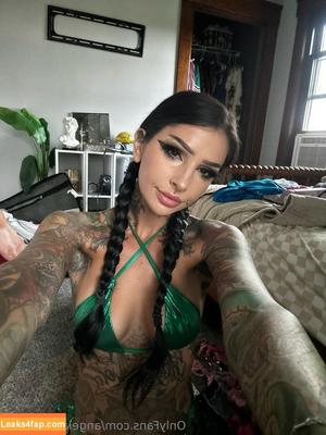 Angela Mazzanti photo #0077