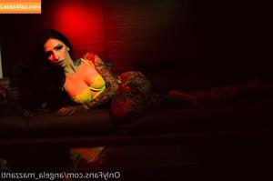 Angela Mazzanti photo #0080