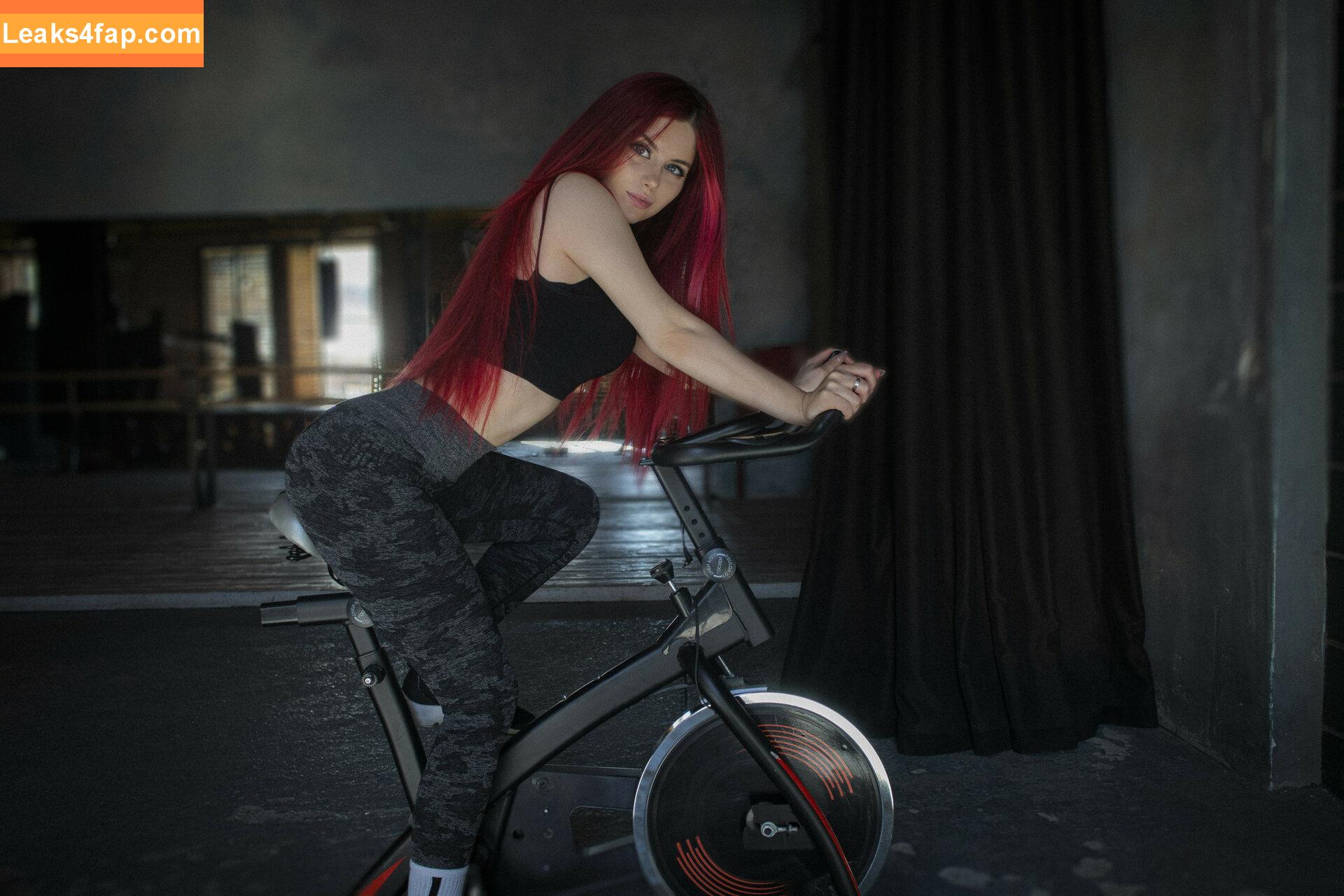 Angie Strelnikova / Angie Cosplay / PlaySafeee / roga na noge / roga_na_noge leaked photo photo #0079