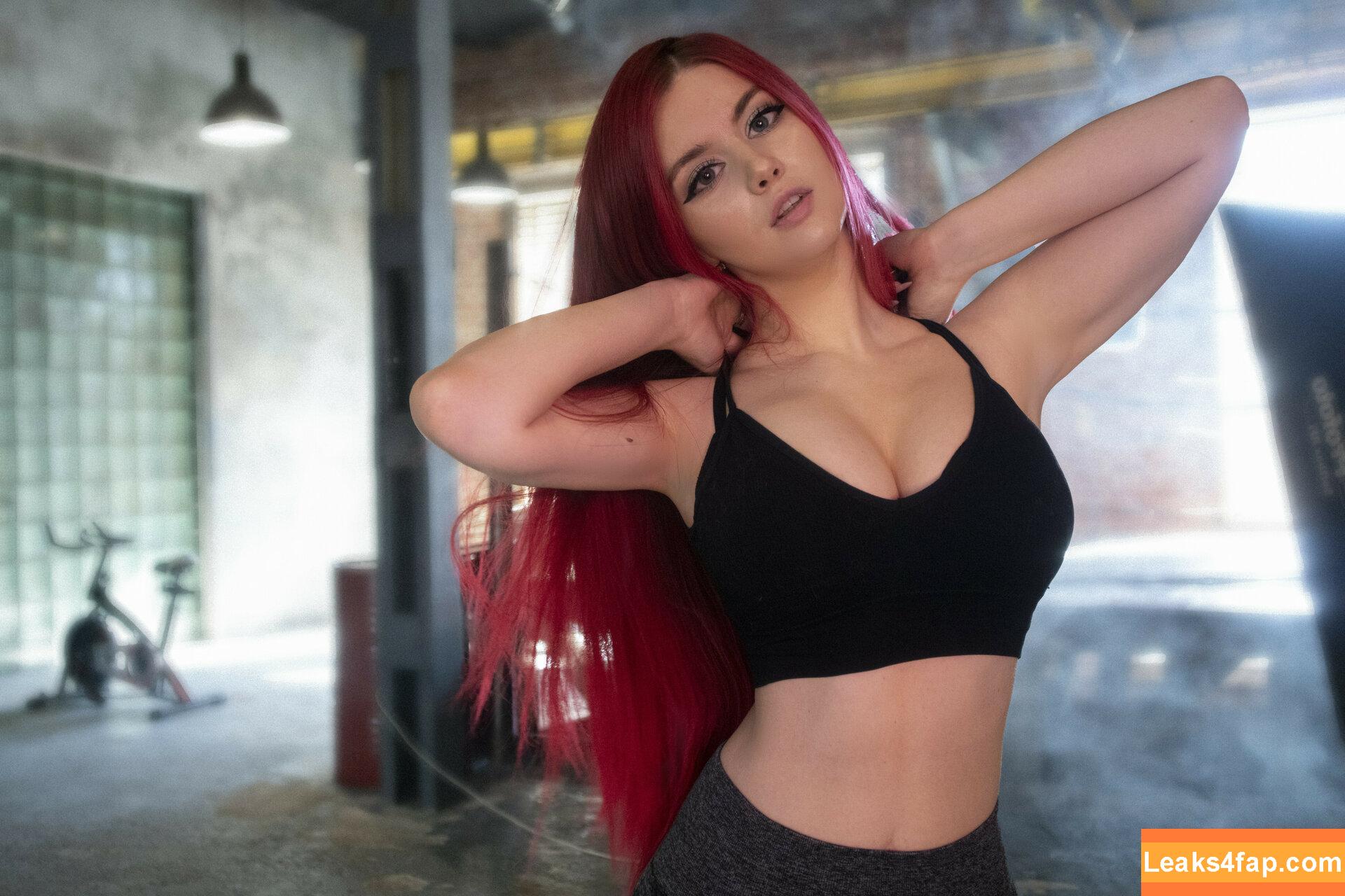 Angie Strelnikova / Angie Cosplay / PlaySafeee / roga na noge / roga_na_noge leaked photo photo #0097