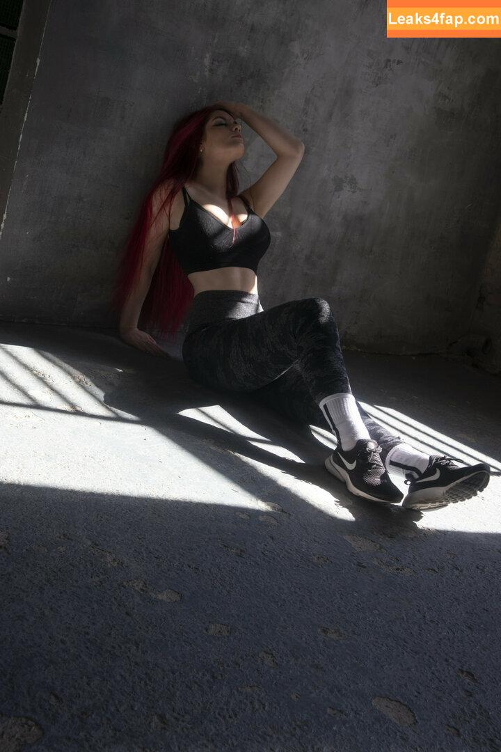 Angie Strelnikova / Angie Cosplay / PlaySafeee / roga na noge / roga_na_noge leaked photo photo #0102