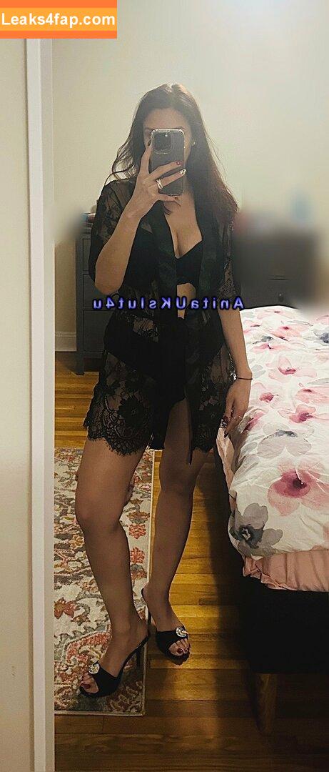 AnitaUkSlut4U / anitauks4u / https: leaked photo photo #0056