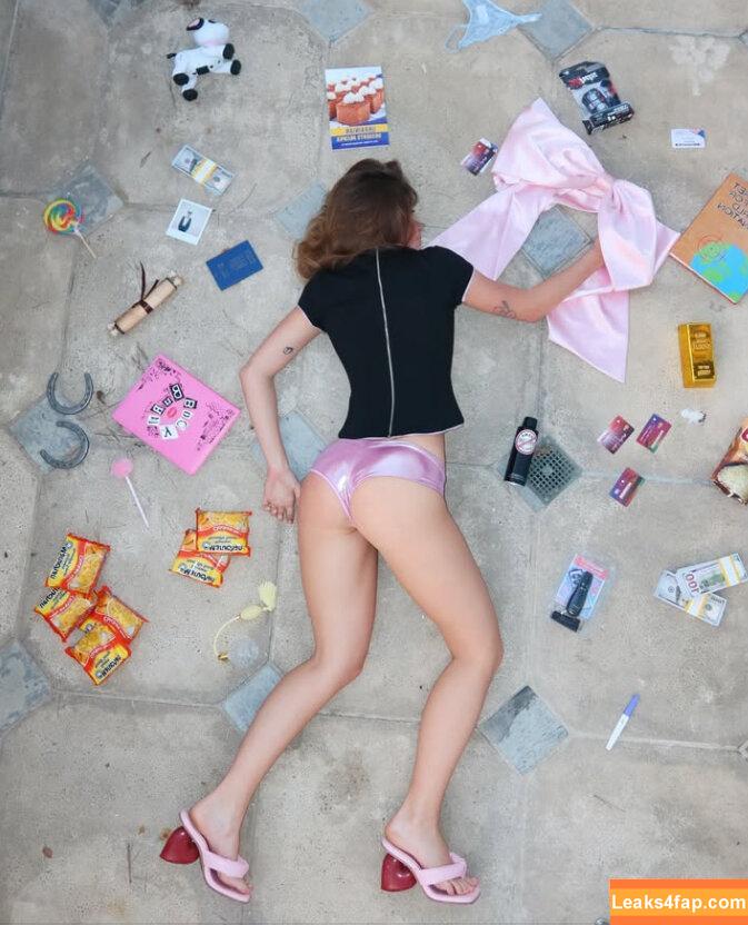 Anna Malyg0n / mmollyyy.ann leaked photo photo #0070