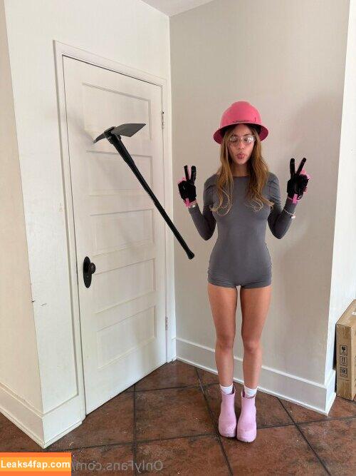 Anna Malyg0n / mmollyyy.ann leaked photo photo #0095