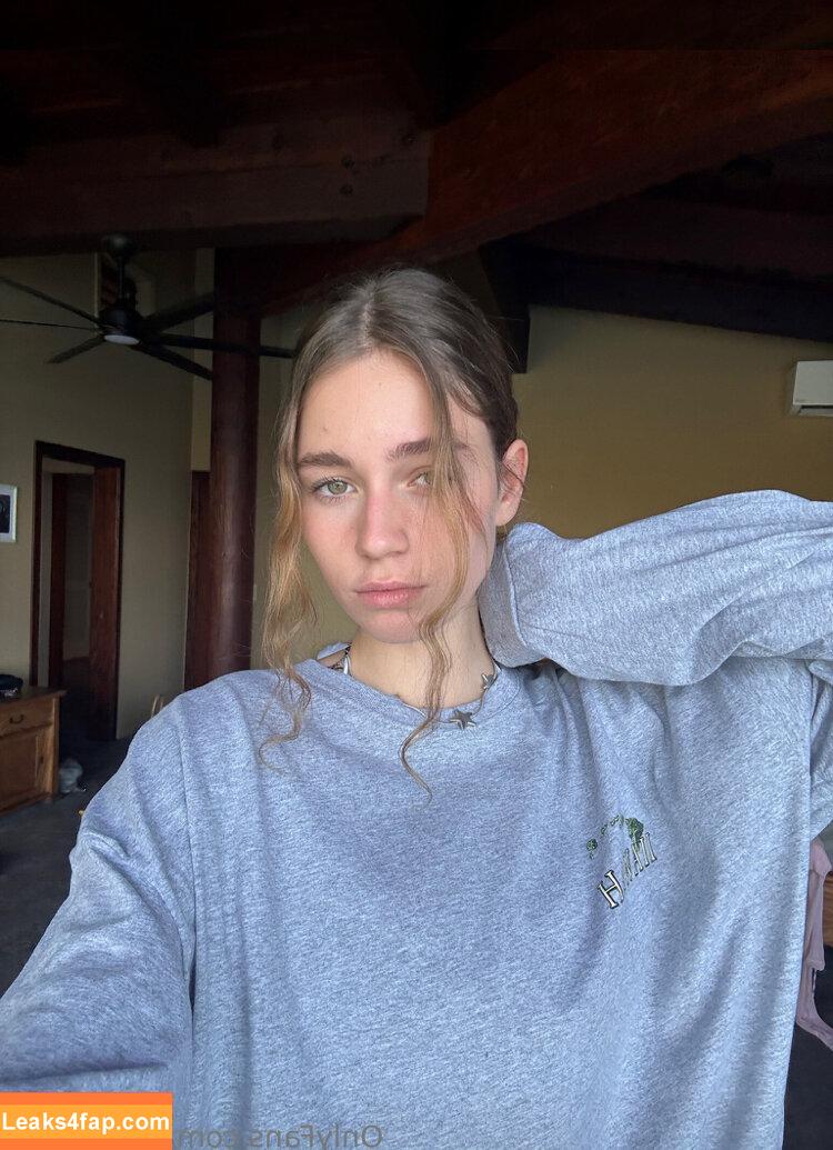 Anna Malyg0n / mmollyyy.ann leaked photo photo #0121