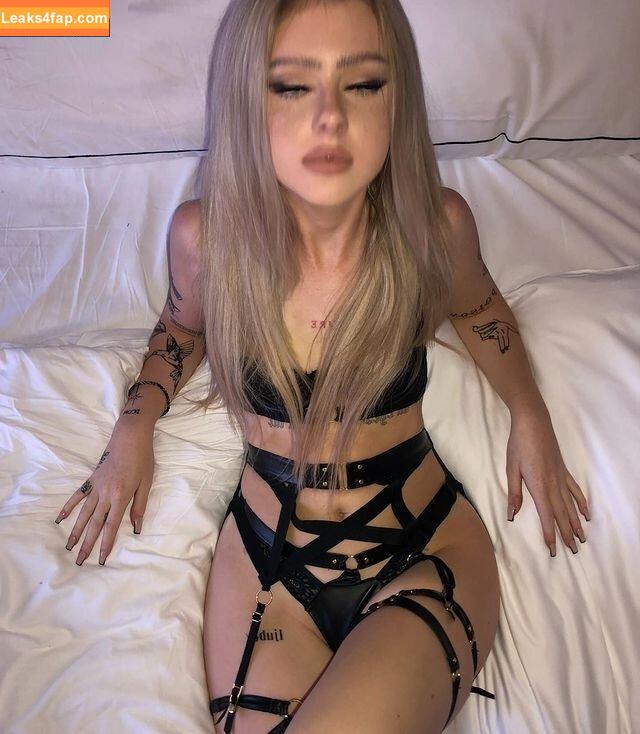 annagutallesgut /  leaked photo photo #0031