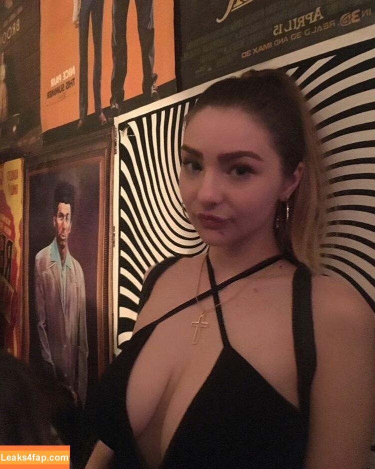 Anneliese Stenzel / Anneleeze / anneliestenzel leaked photo photo #0004